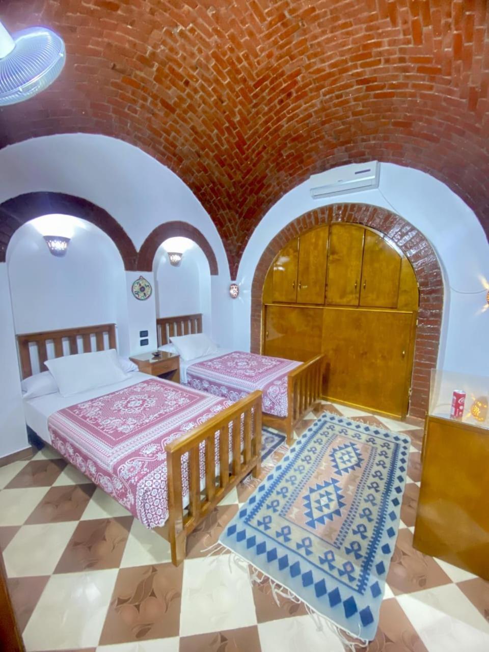 Shahhat House Louxor Extérieur photo