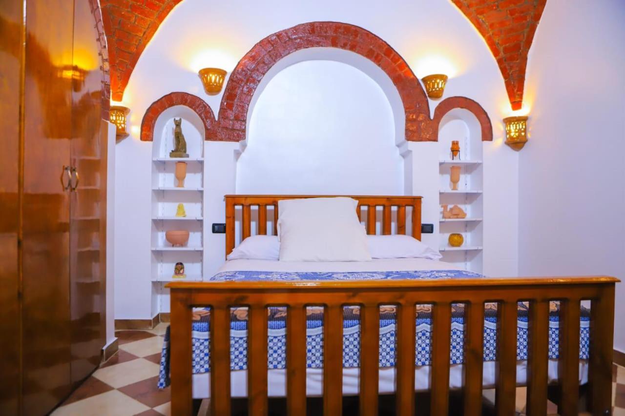 Shahhat House Louxor Extérieur photo